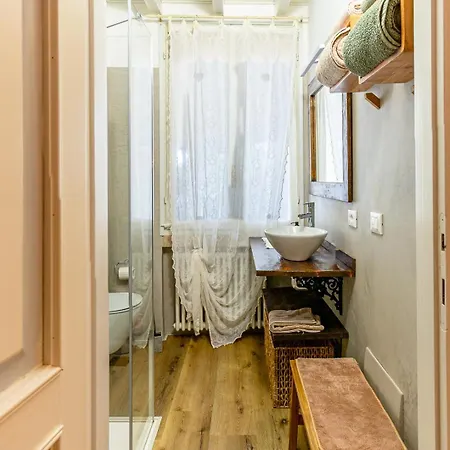 Apartament Antica Dimora San Felice del Benaco