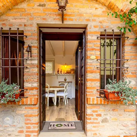 Apartament Antica Dimora San Felice del Benaco